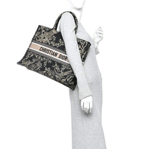 Canvas Embroidered Large Ornamental Cornely Book Tote Black Beige