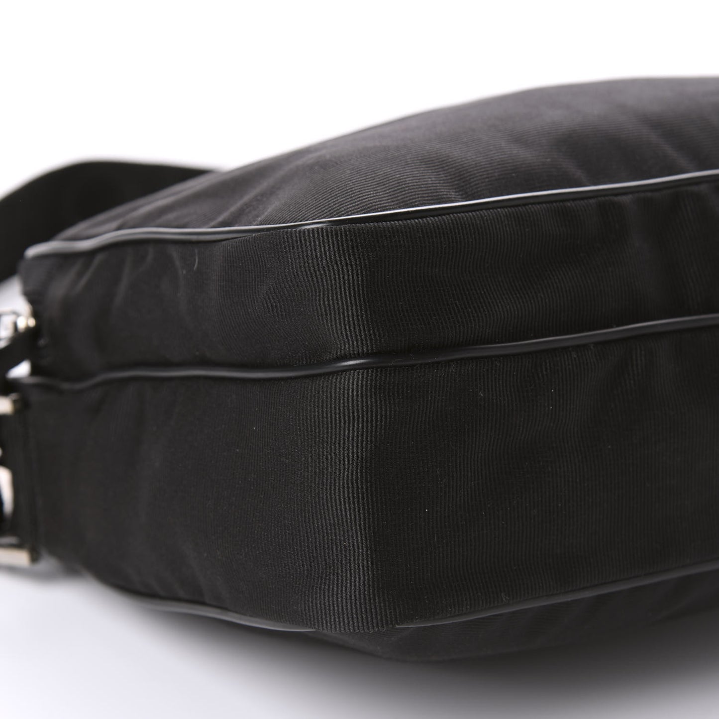 Nylon Vitello Messenger Bag Black
