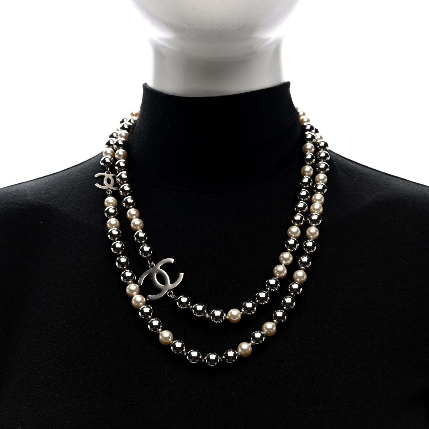 Metal Pearl CC Long Necklace Silver Pearly White Grey