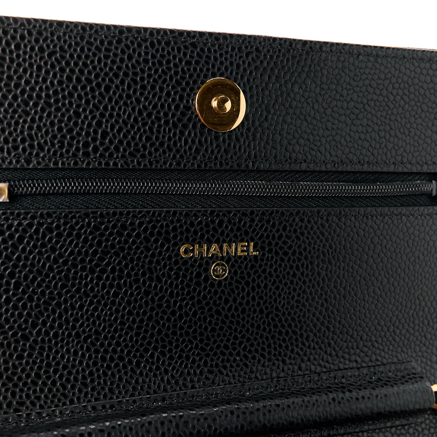 Caviar Quilted Wallet on Chain WOC Black