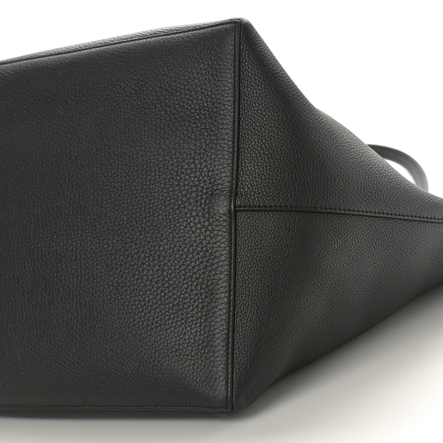 Grained Calfskin Park Tote Three Black