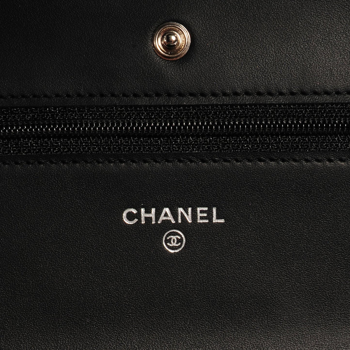 Caviar Timeless CC Wallet on Chain WOC Black