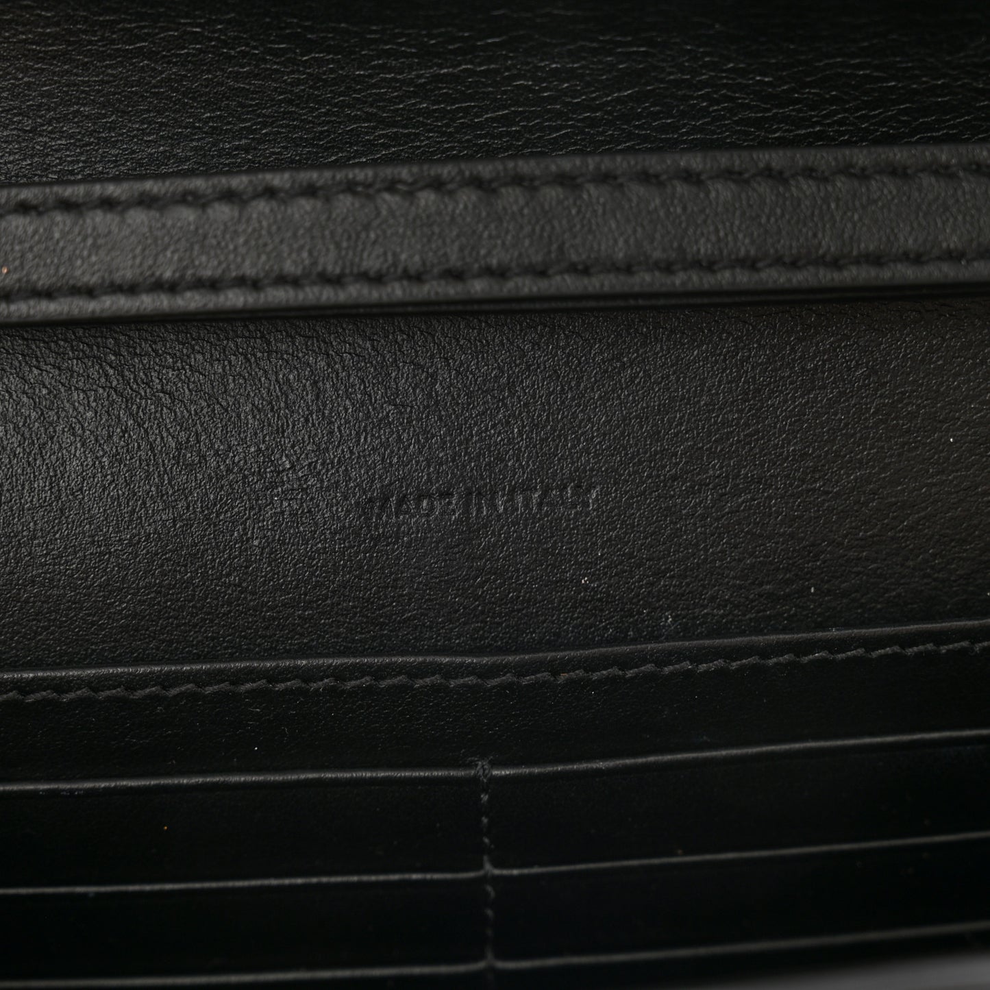 Shiny Calfskin Triomphe Margo Wallet on Chain Black