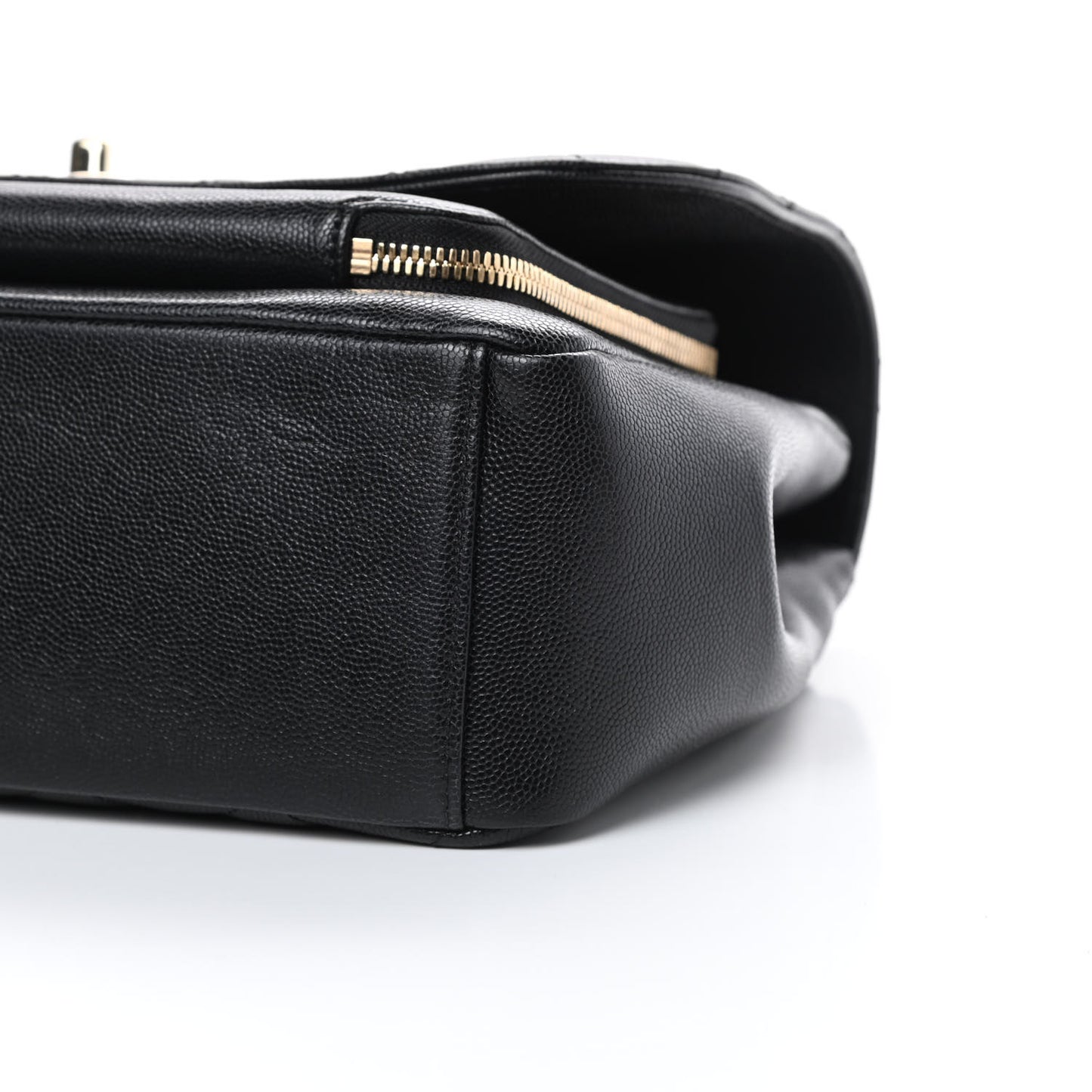 Caviar Quilted Large Business Affinity Flap Black