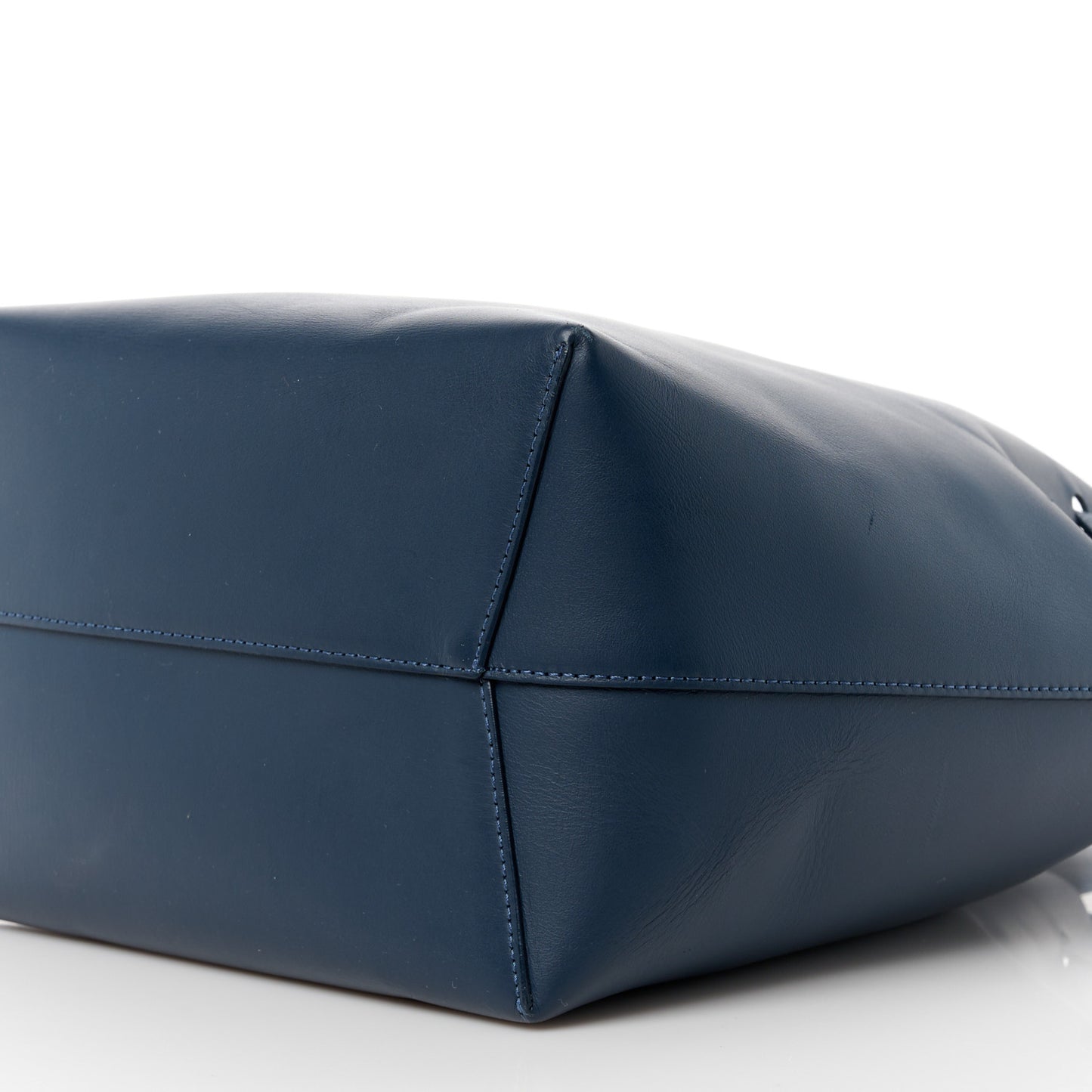 Vegetable Tanned Calfskin Bucket Bag Navy