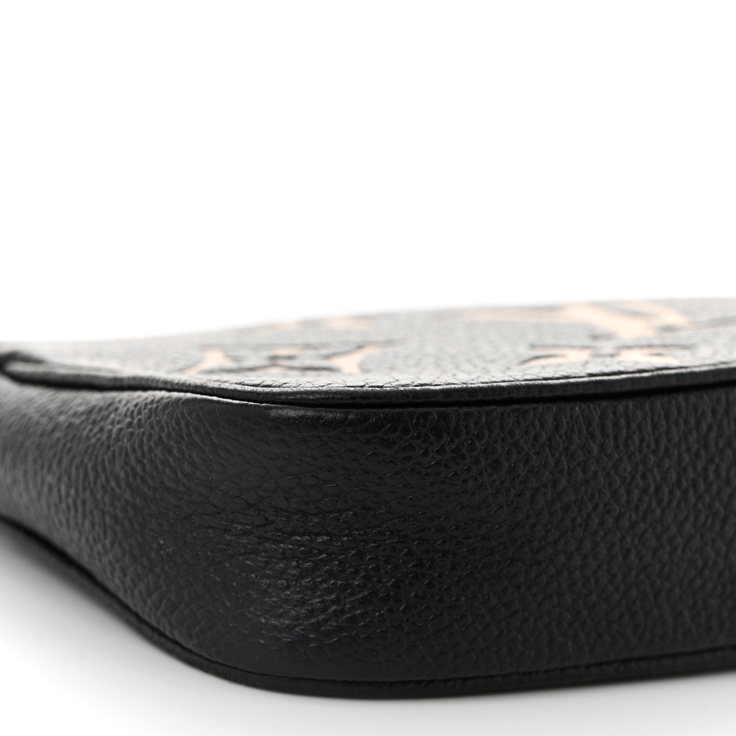 Empreinte Monogram Giant Mini Pochette Accessories Black