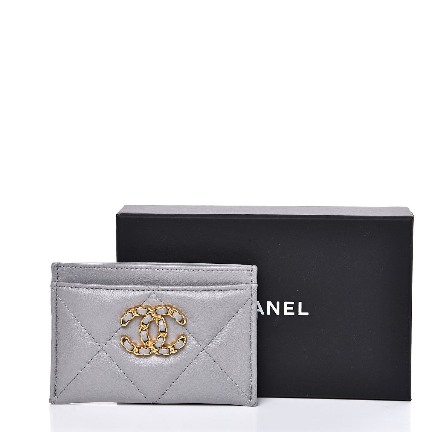 Shiny Goatskin Quilted 19 Card Holder Grey