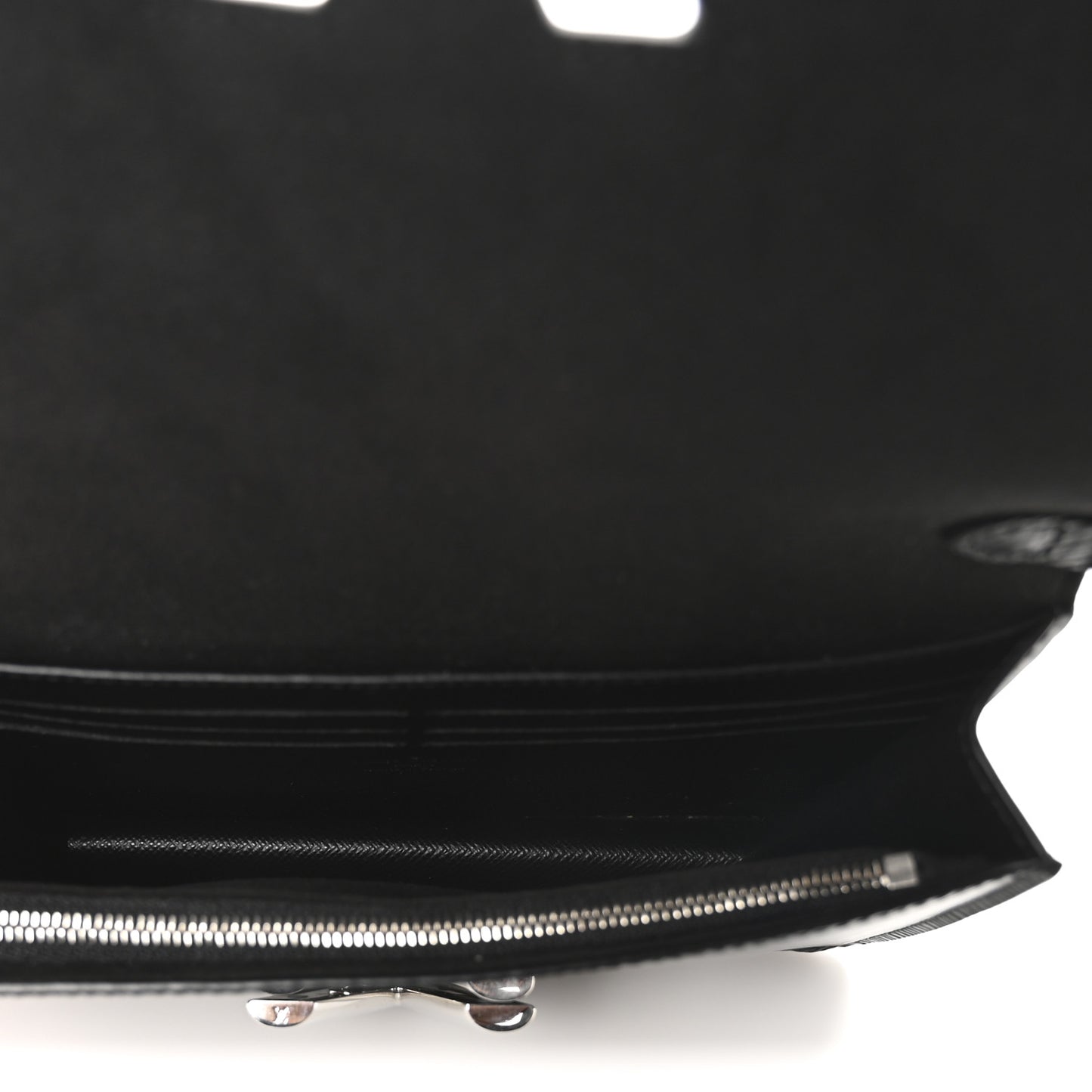 Epi Twist Chain Wallet Black