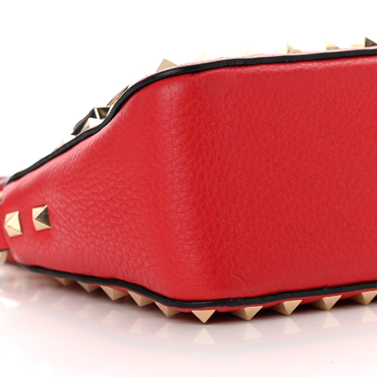 Pebbled Calfskin Small Rockstud Flip Lock Shoulder Bag Rouge Pur