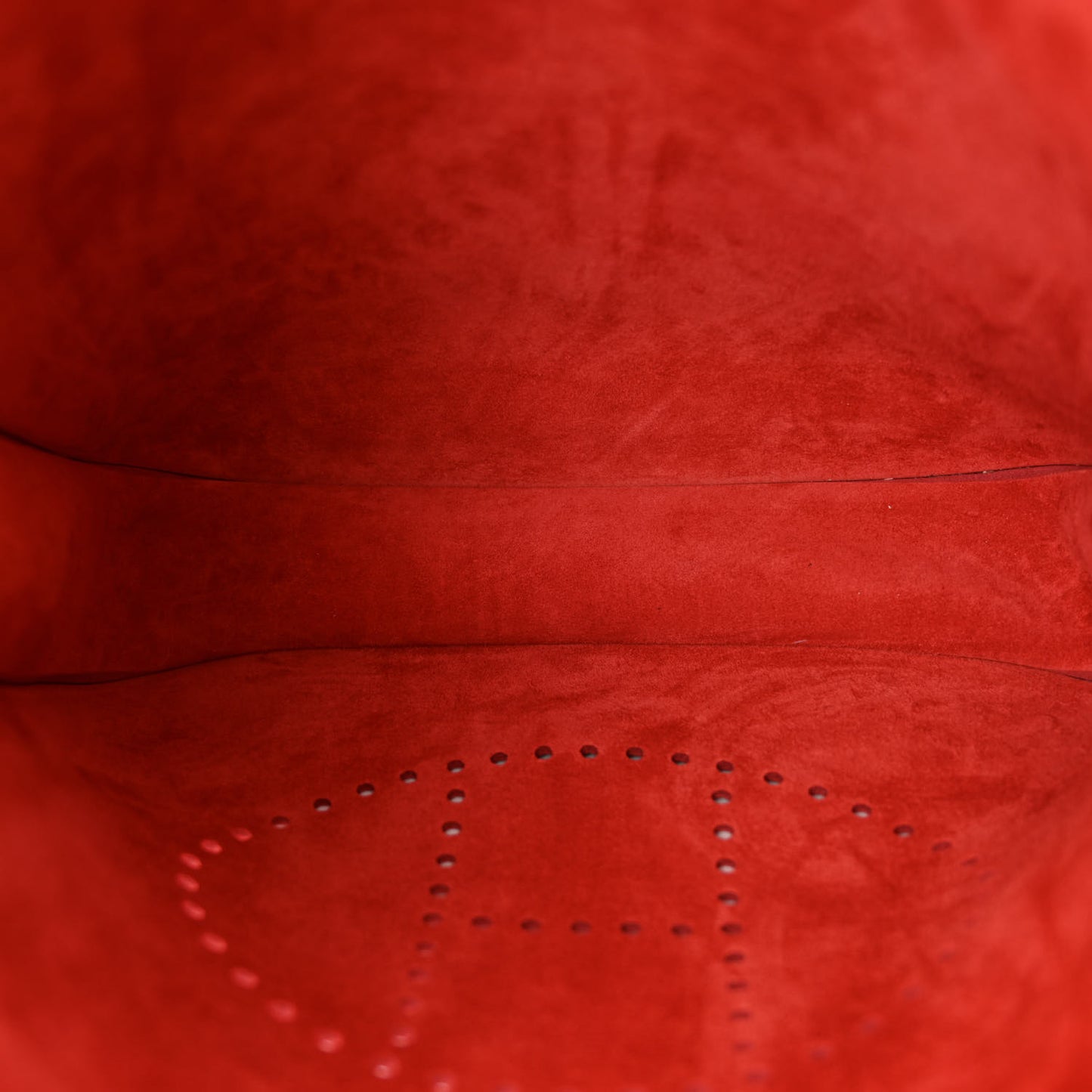 Taurillon Clemence EVELYNE III PM Rouge de Coeur