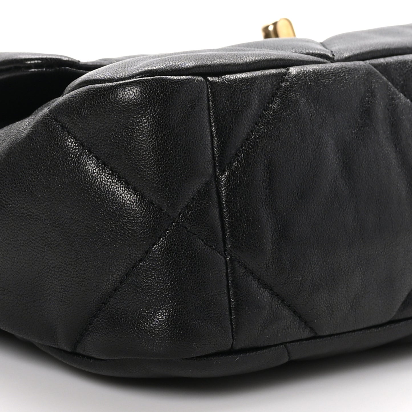 Goatskin Quilted Medium Chanel 19 Flap Black