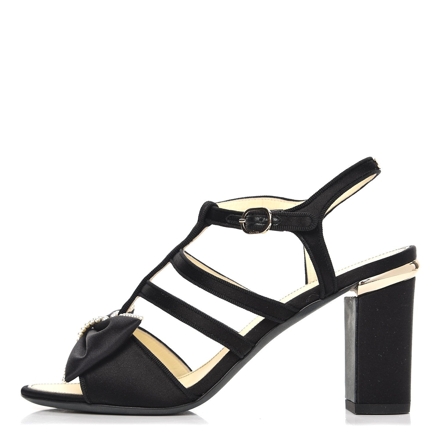CHANEL ブラック サンダル Chanel Satin Pearl Bow Sandals 37 Black 241022 – FASHIONPHILE