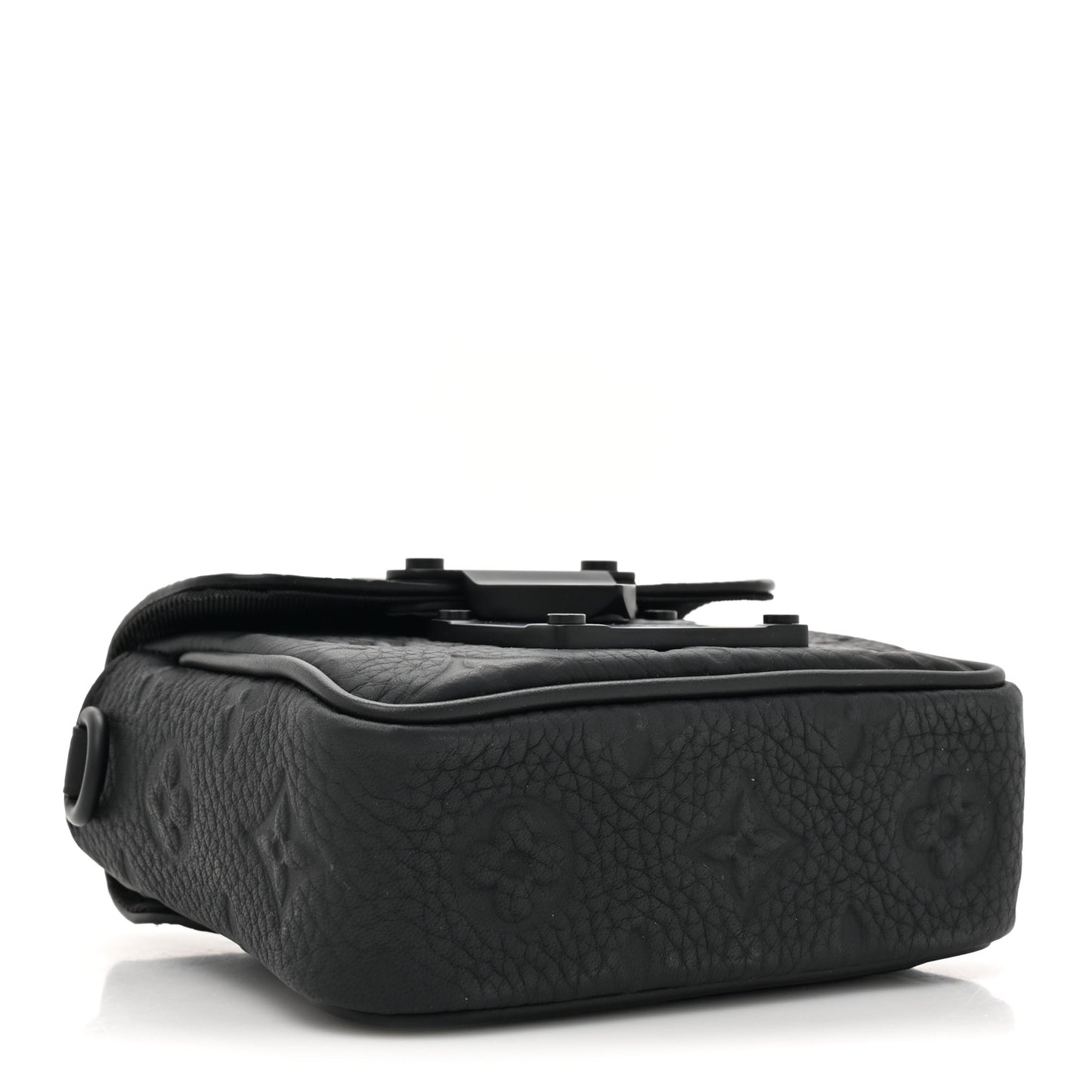 Taurillon Monogram Pico S Lock Ultra Black