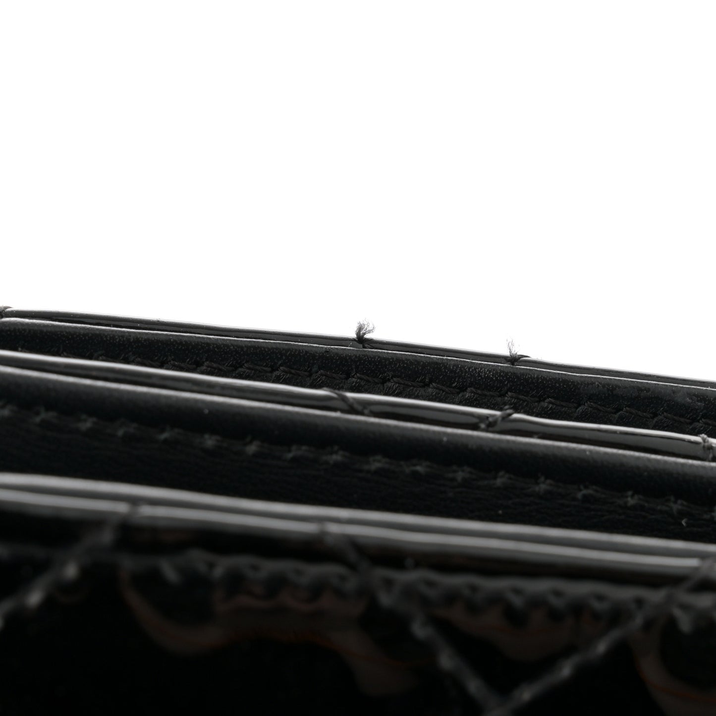 Patent Quilted Wallet On Chain WOC Black
