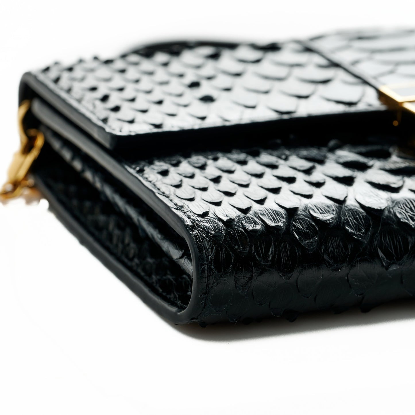 Semi Shiny Snakeskin 001 Chain Wallet Black