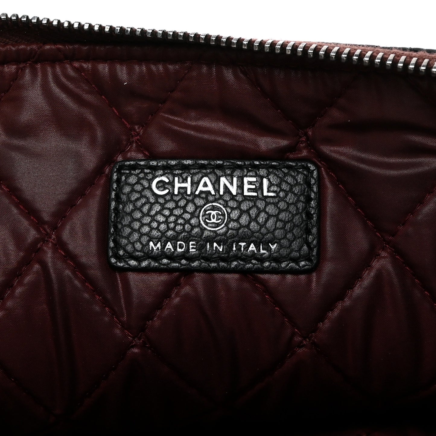 Caviar Quilted Medium Cosmetic Case Black