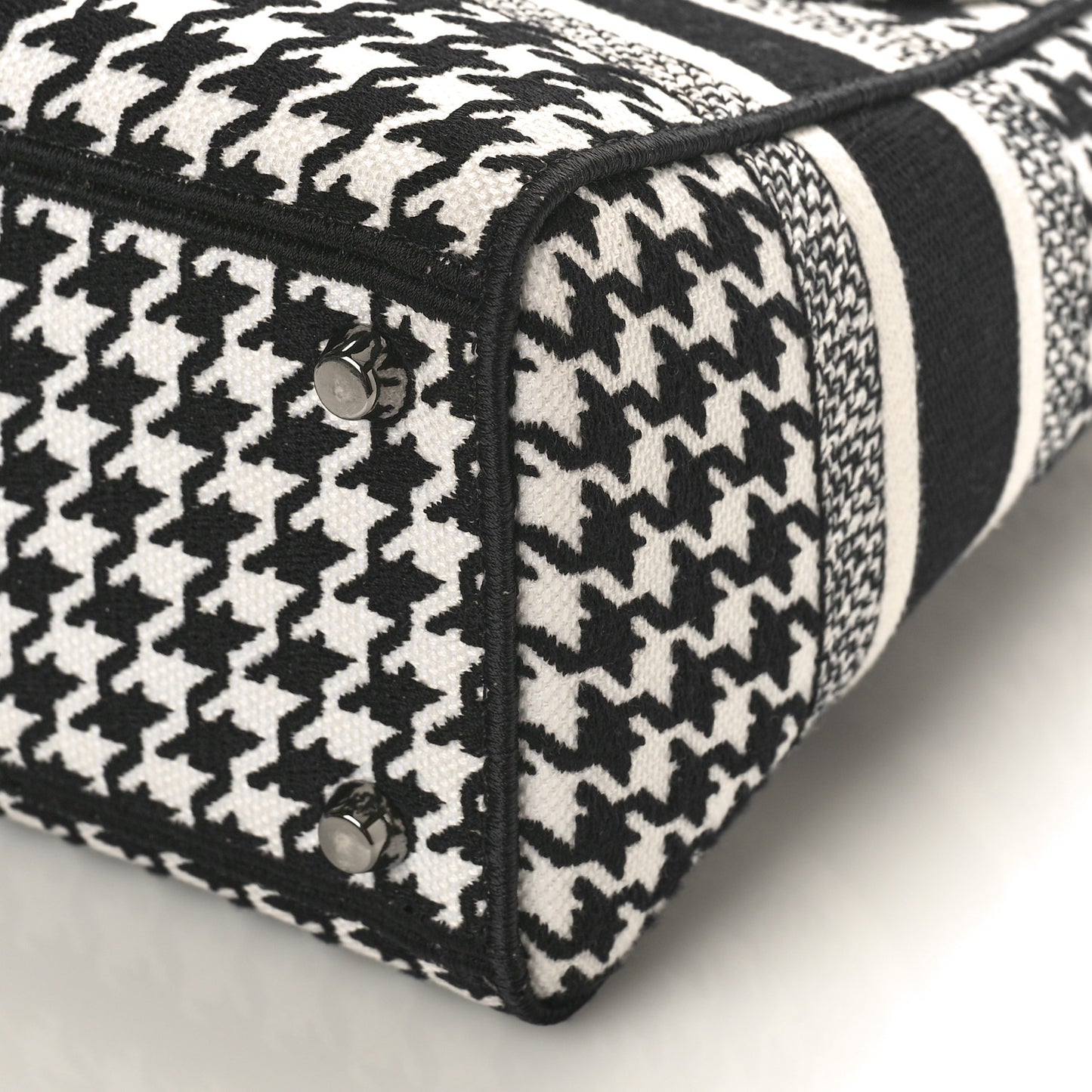 Canvas Houndstooth Embroidered Medium Lady D-Lite Black White