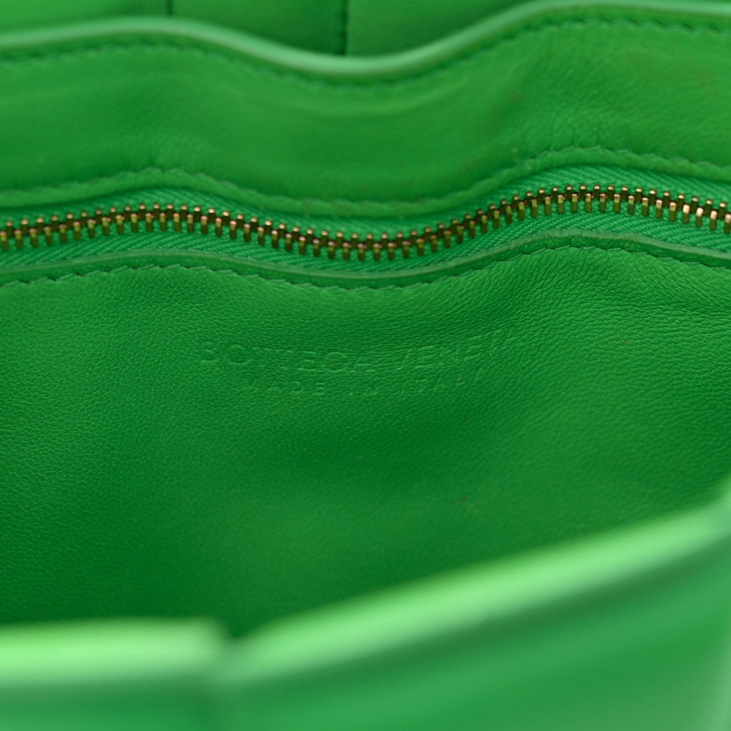 Nappa Maxi Intreccio Padded Cassette Crossbody Bag Parakeet