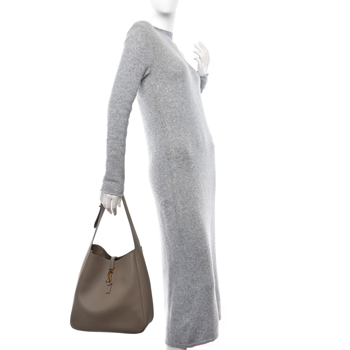 Supple Calfskin Large Le 5 A 7 Soft Hobo Dusty Grey