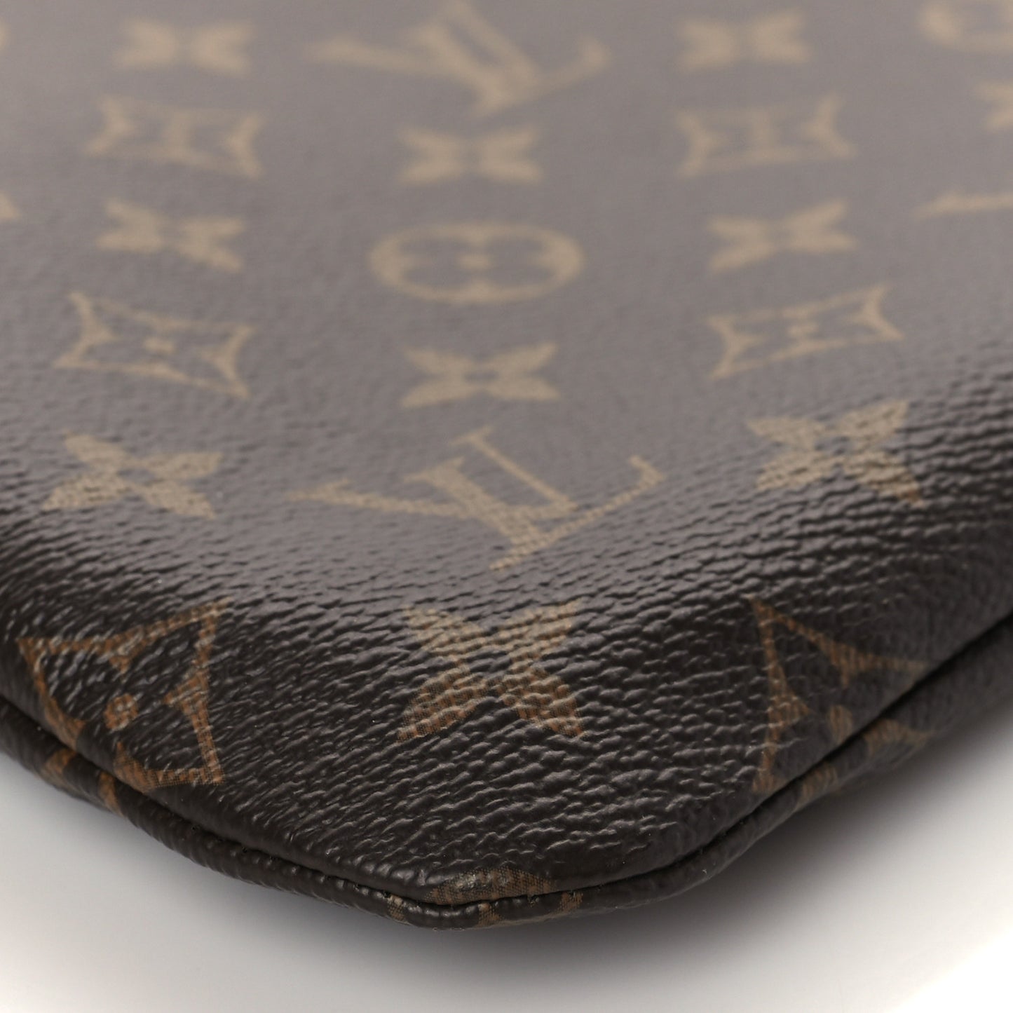 Monogram Etui Voyage MM Pouch