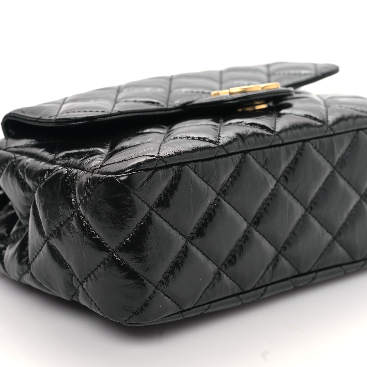 Shiny Crumpled Calfskin Quilted Wavy CC Hobo Black