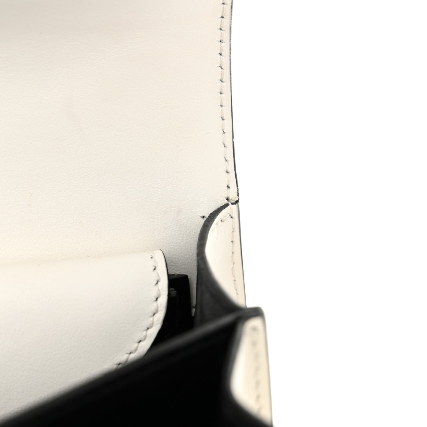 City Calf Saffiano Large Cahier Bag White Black