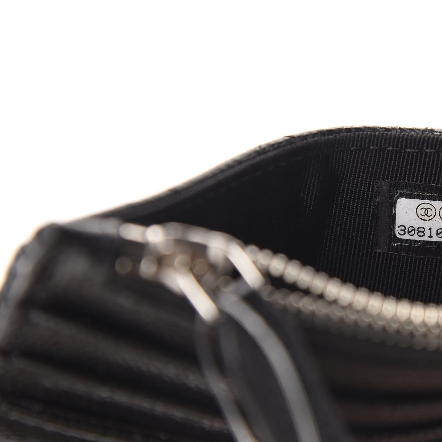 Caviar Quilted CC Zip Card Holder Black