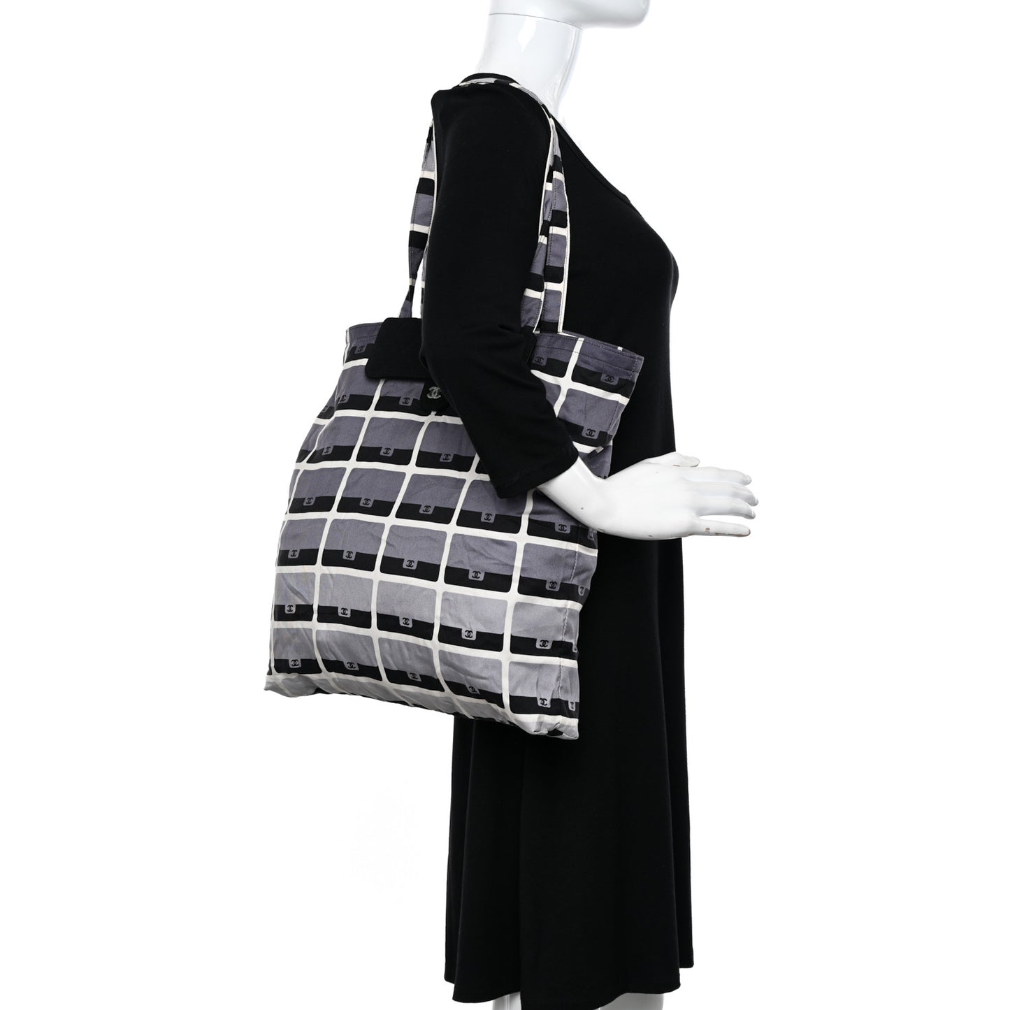 Jersey Fabric Quilted Foldable Tote With Chain Black Multicolor