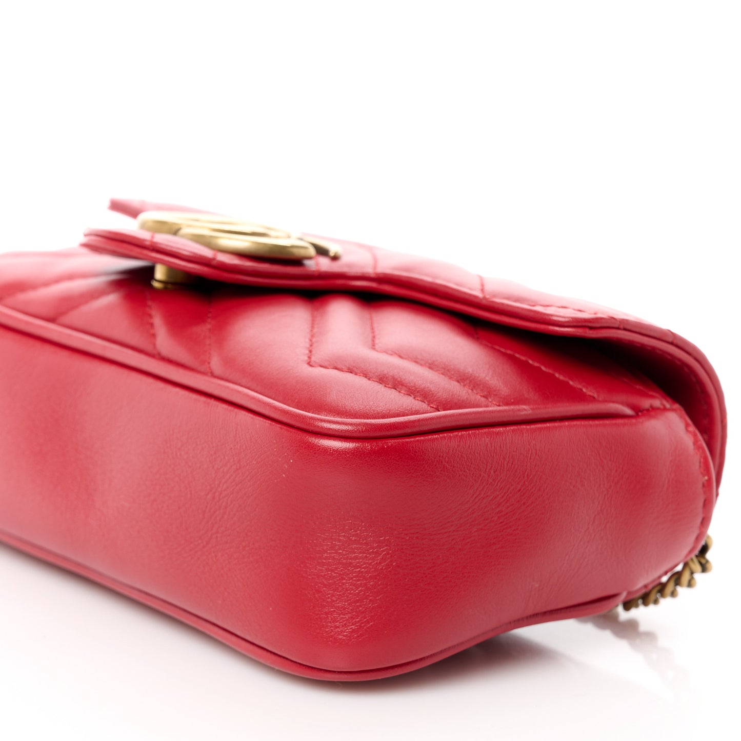 Calfskin Matelasse Super Mini GG Marmont Shoulder Bag Hibiscus Red