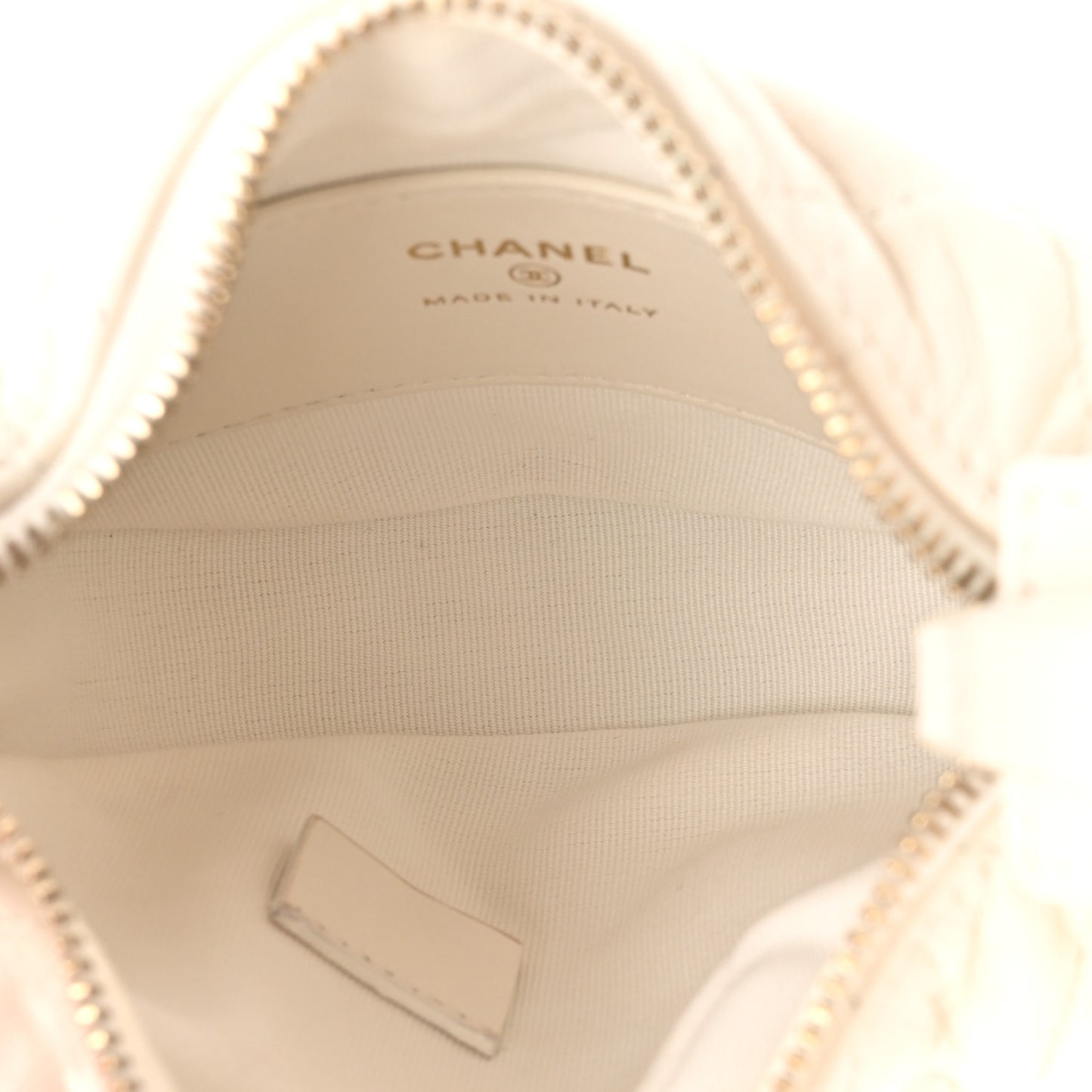 Lambskin Quilted Chain Around Pouch Hobo White