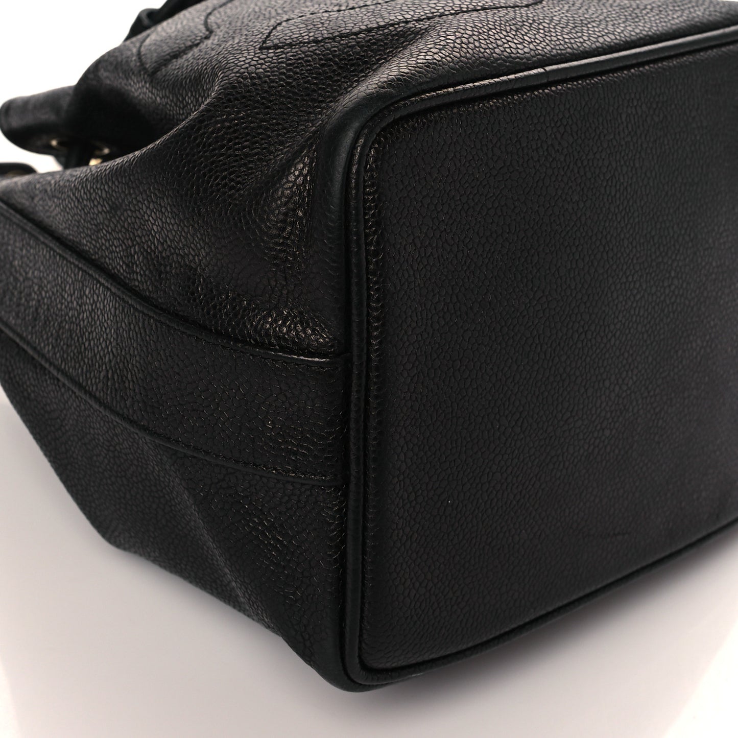Caviar CC Drawstring Shoulder Bag Black