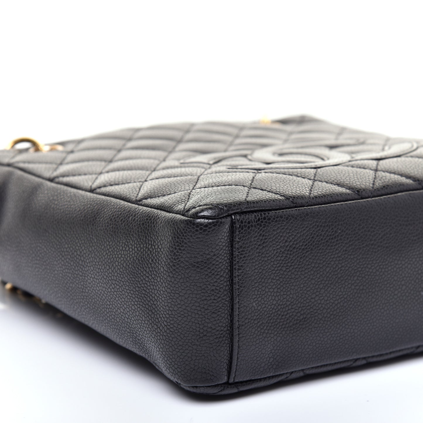 Caviar Quilted Petit Shopping Tote PST Black