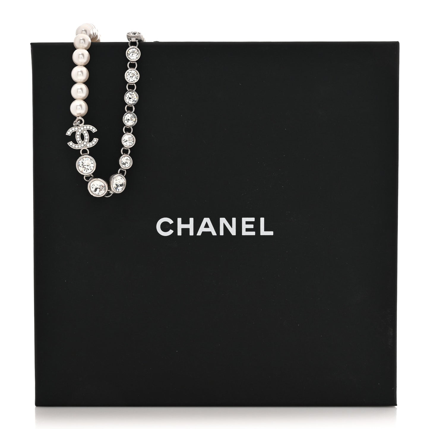 Pearl Crystal CC Choker Necklace Silver Pearly White