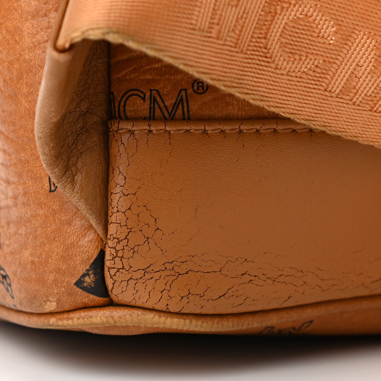 Visetos Medium Sprinkle Stud Stark Backpack Cognac