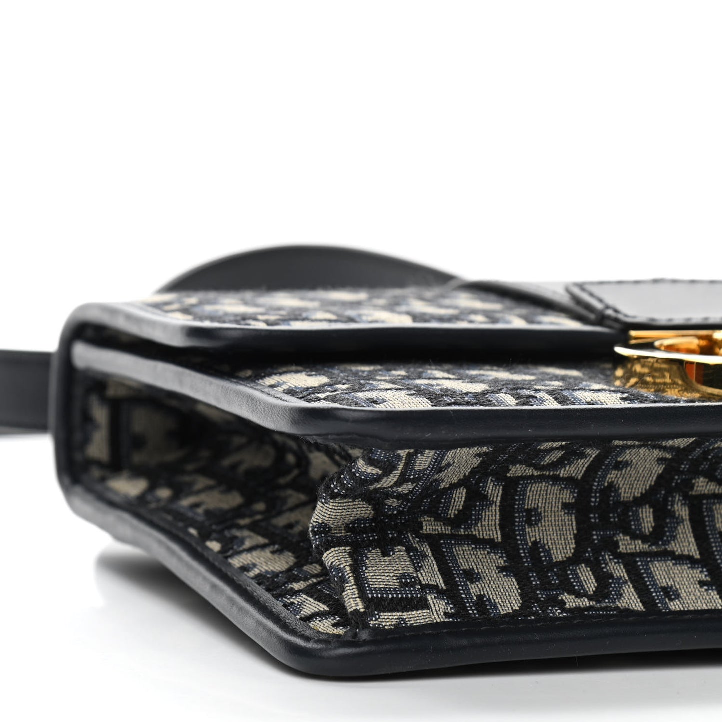 Oblique 30 Montaigne Flap Bag Blue