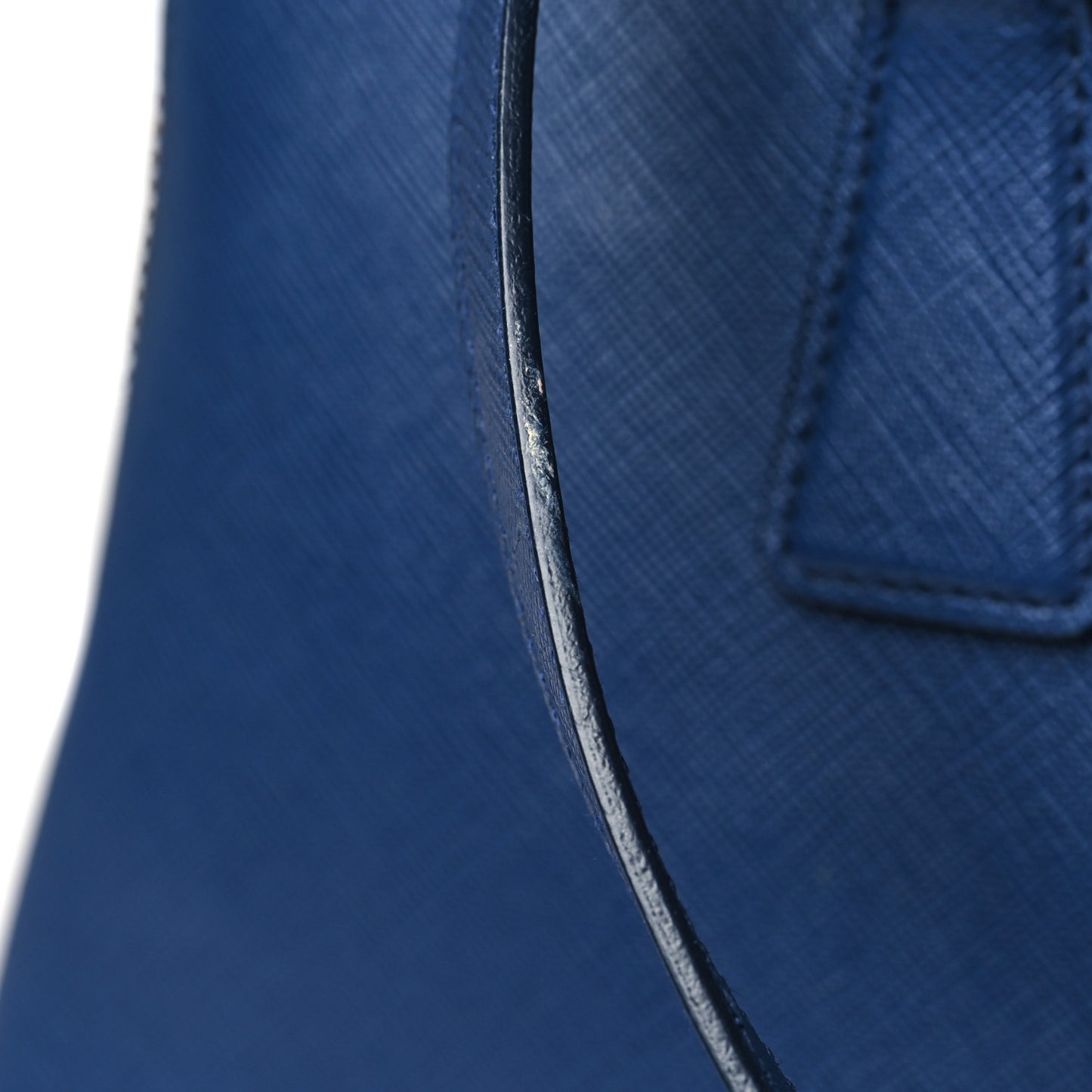 Saffiano Lux Medium Promenade Tote Bluette