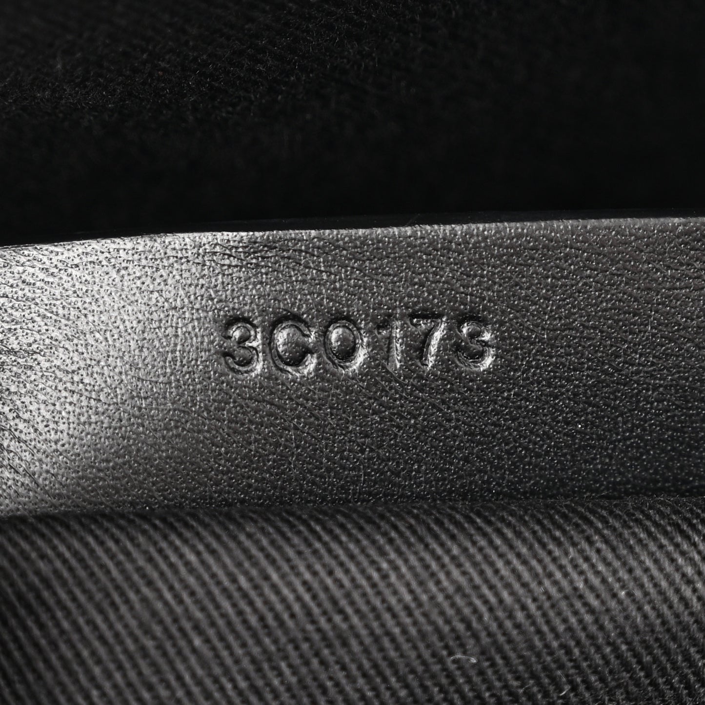 Shiny Lord Calfskin Small Antigona Black