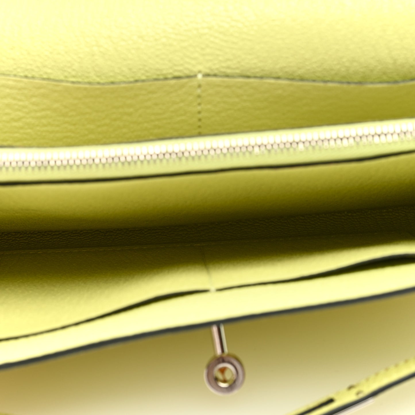 Chevre Mysore Kelly Wallet To Go Jaune Bourgeon
