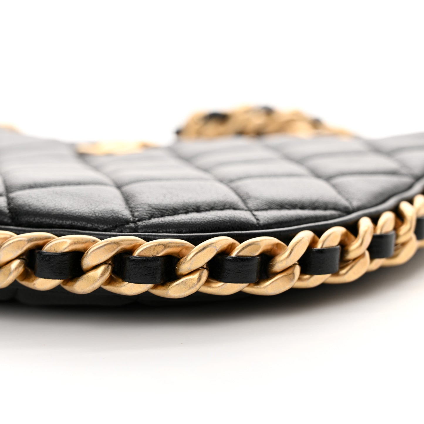 Shiny Crumpled Lambskin Quilted Trendy Chain Around Hobo Black
