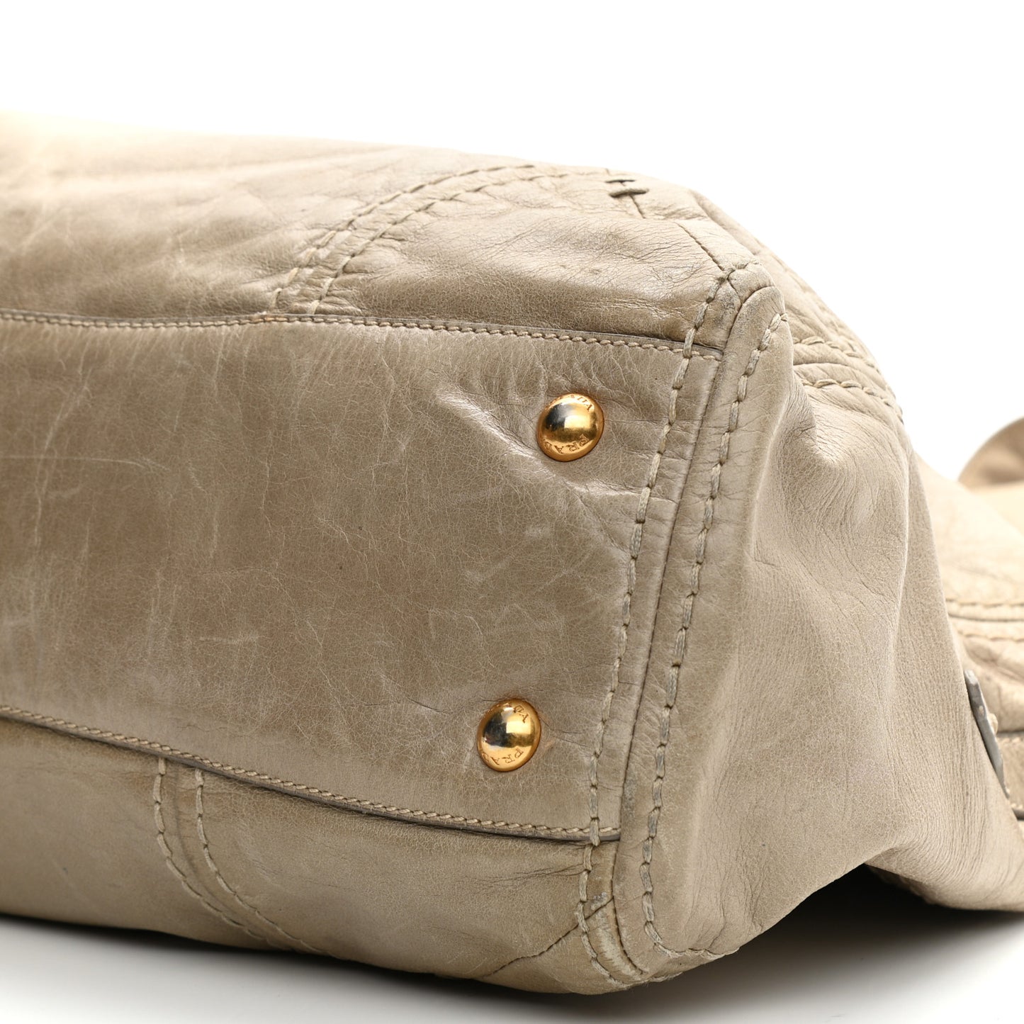 Vitello Shine Shopping Satchel Cammeo