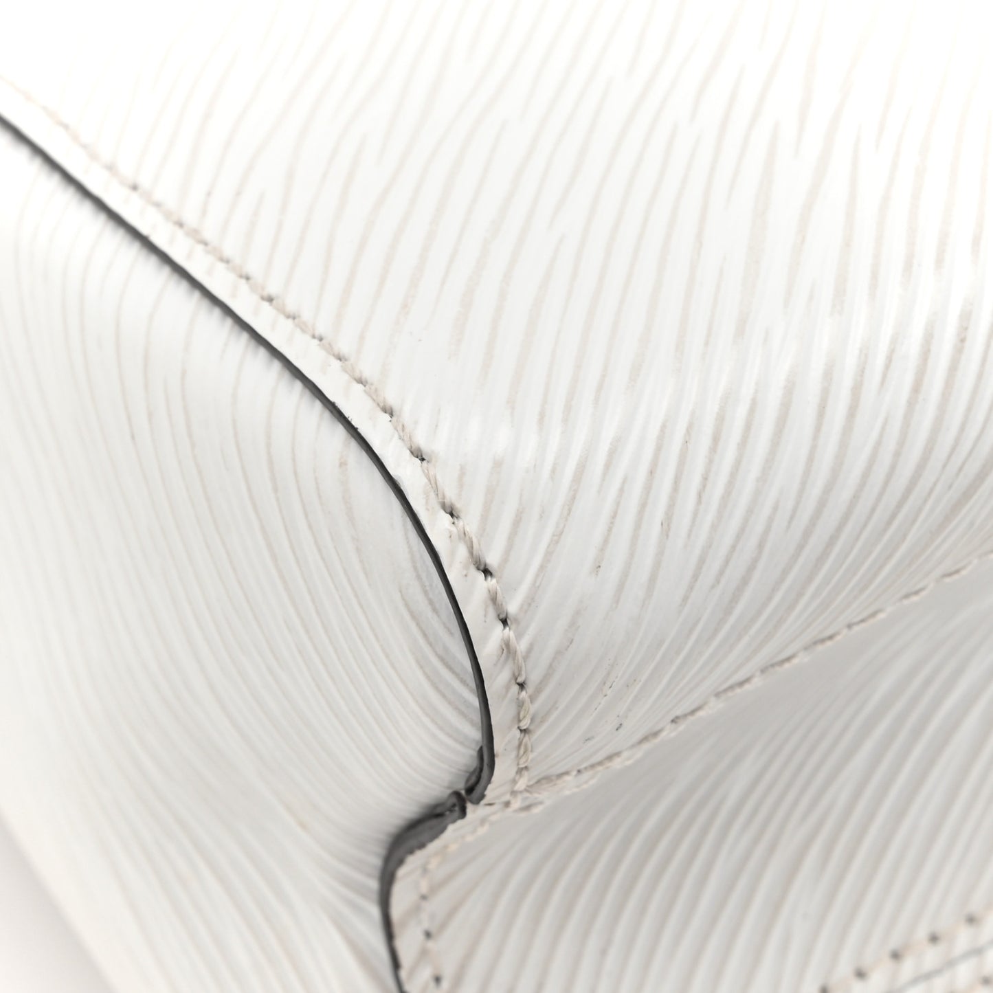 Epi Twist Shoulder Bag PM White