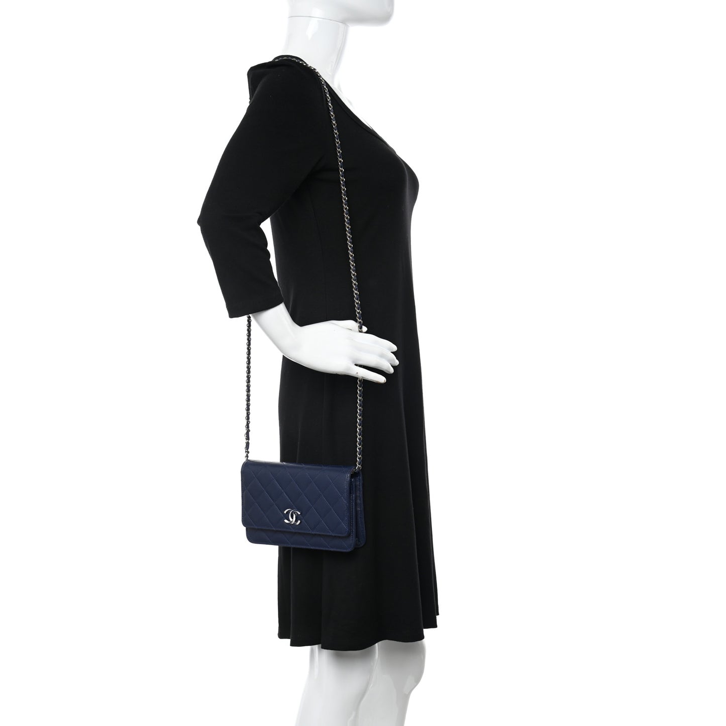 Caviar Quilted Crystal Enamel CC Wallet On Chain WOC Navy