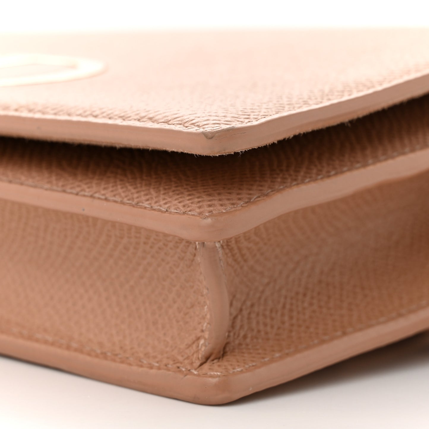 Calfskin 30 Montaigne 2 in 1 Pouch Beige