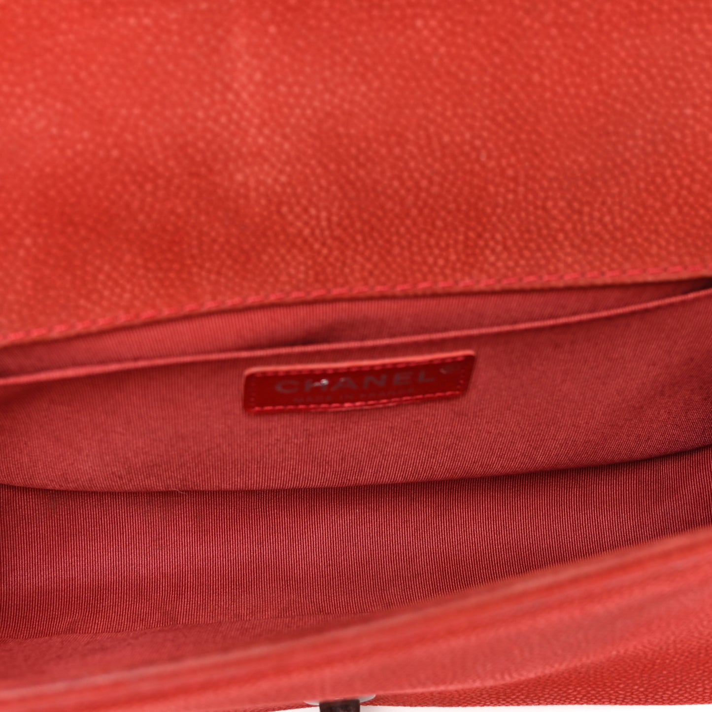 Iridescent Caviar Quilted Medium Boy Flap Red