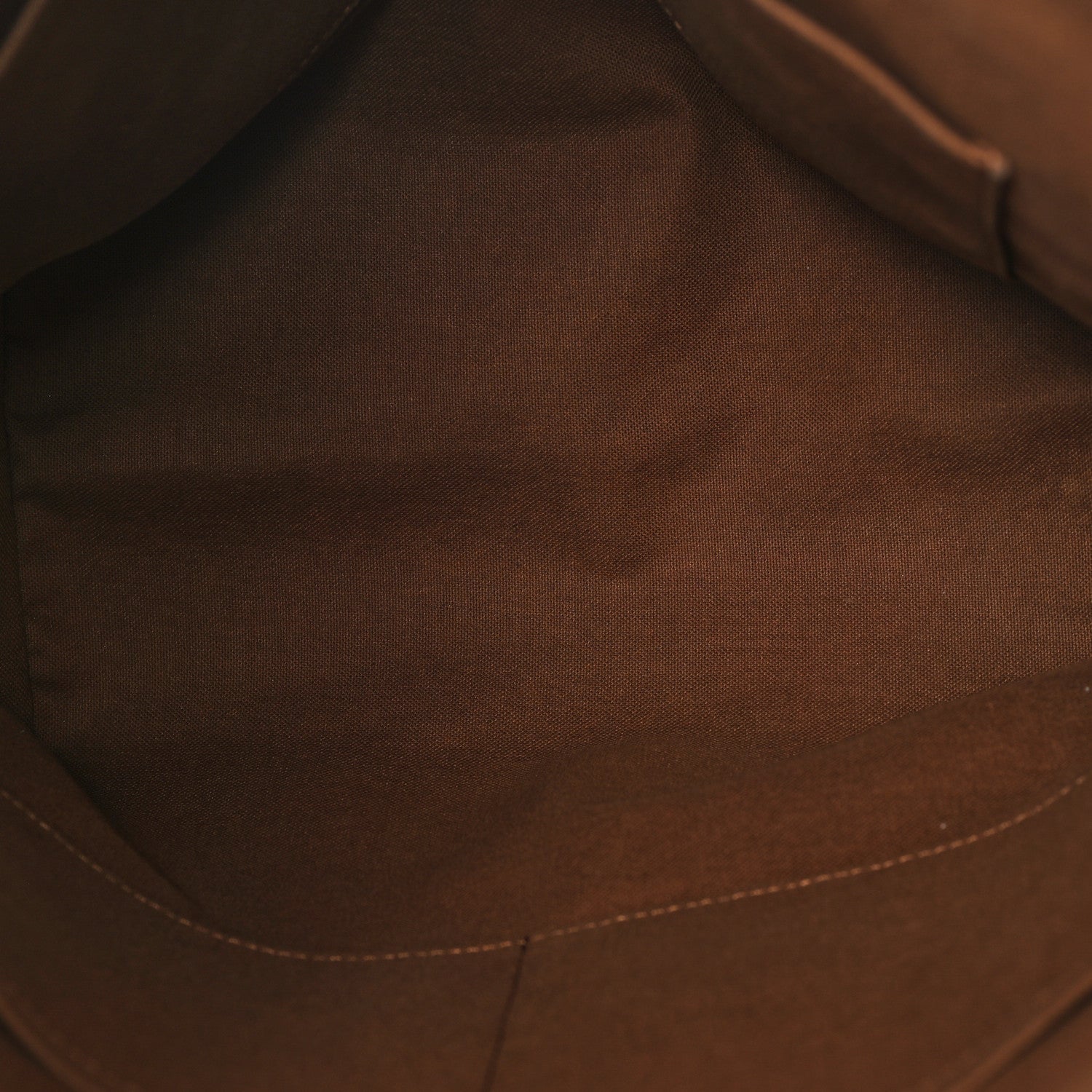 Louis Vuitton Monogram Totally MM 5 of 9