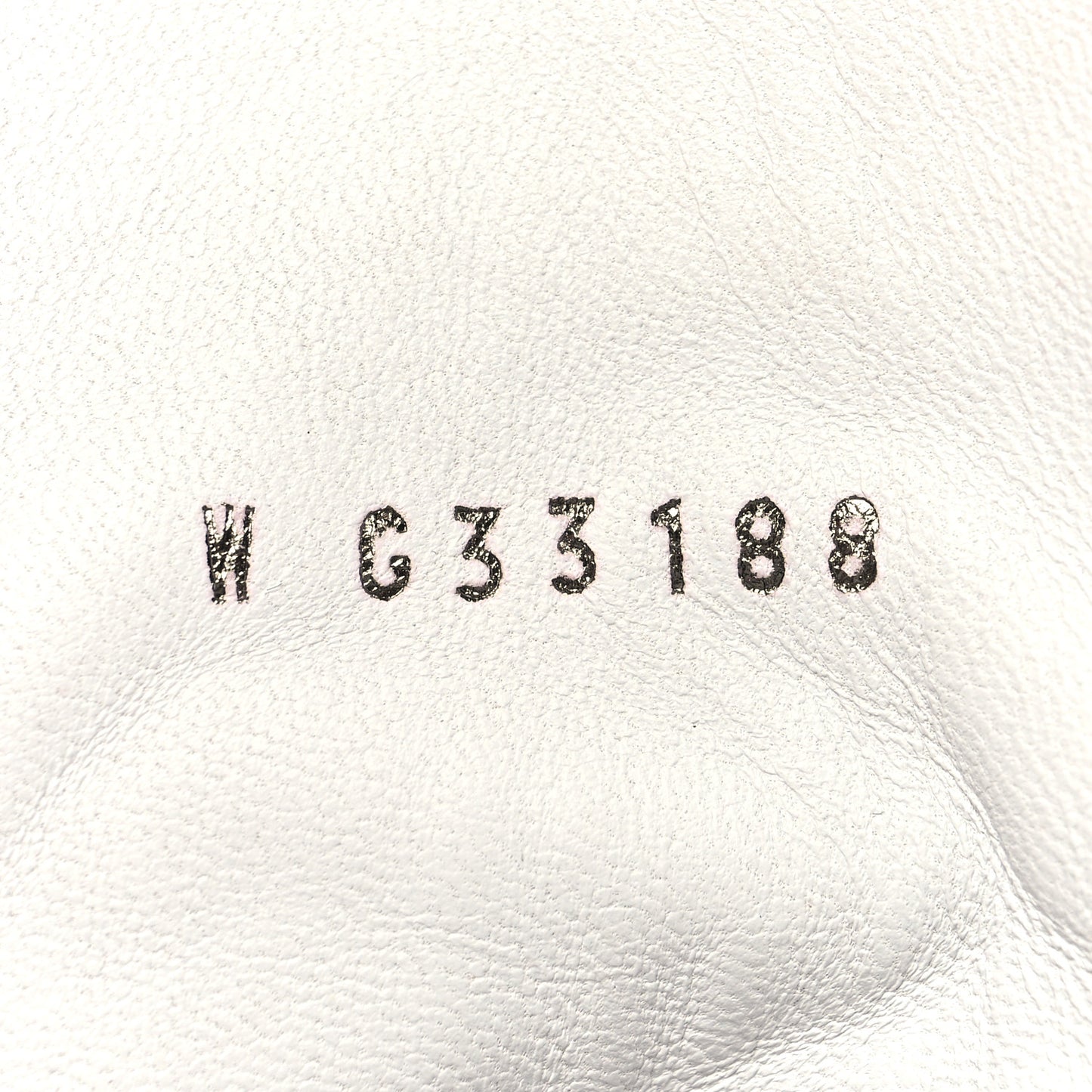 Crackled Calfskin Pearl Chain CC Combat Short Boots 35.5 White