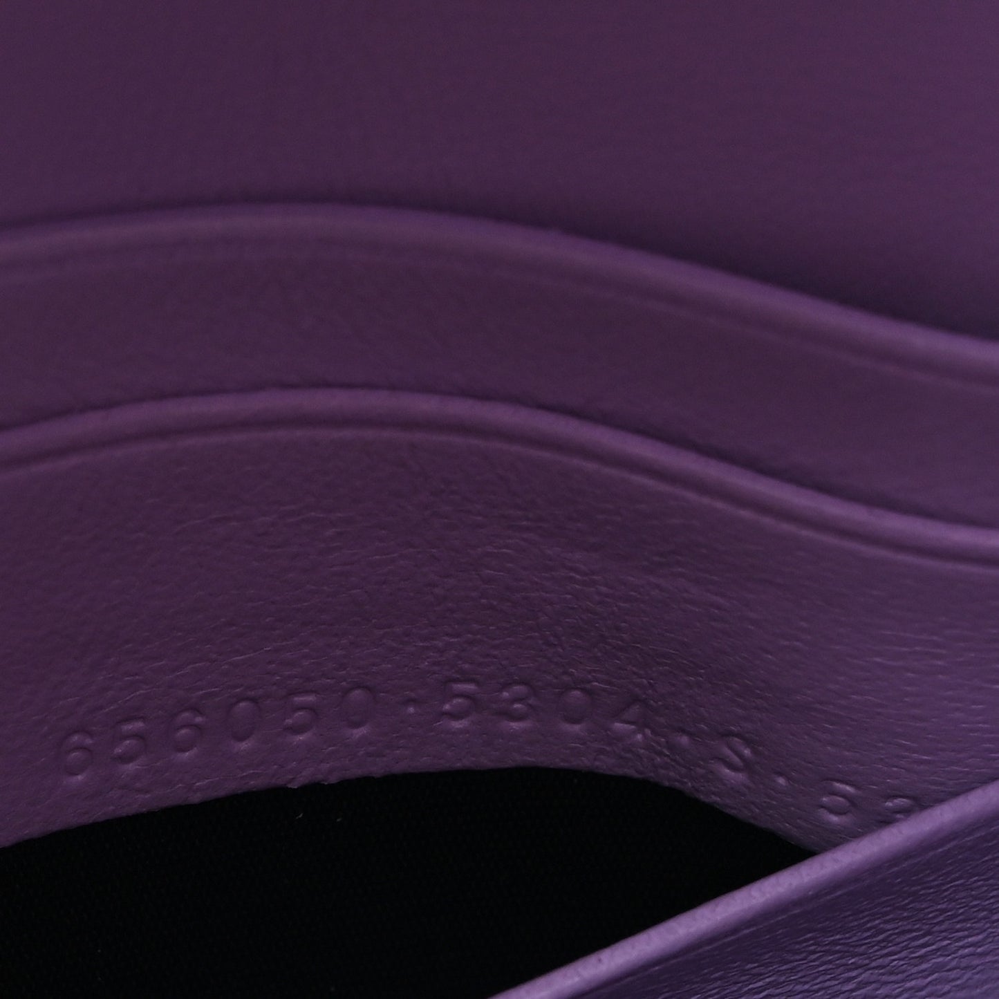 Shiny Calfskin Crocodile Embossed Hourglass Chain Bag Lilac