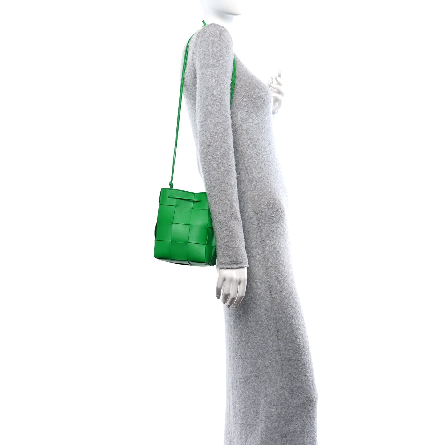 Nappa Maxi Intrecciato Small Cassette Bucket Bag Parakeet