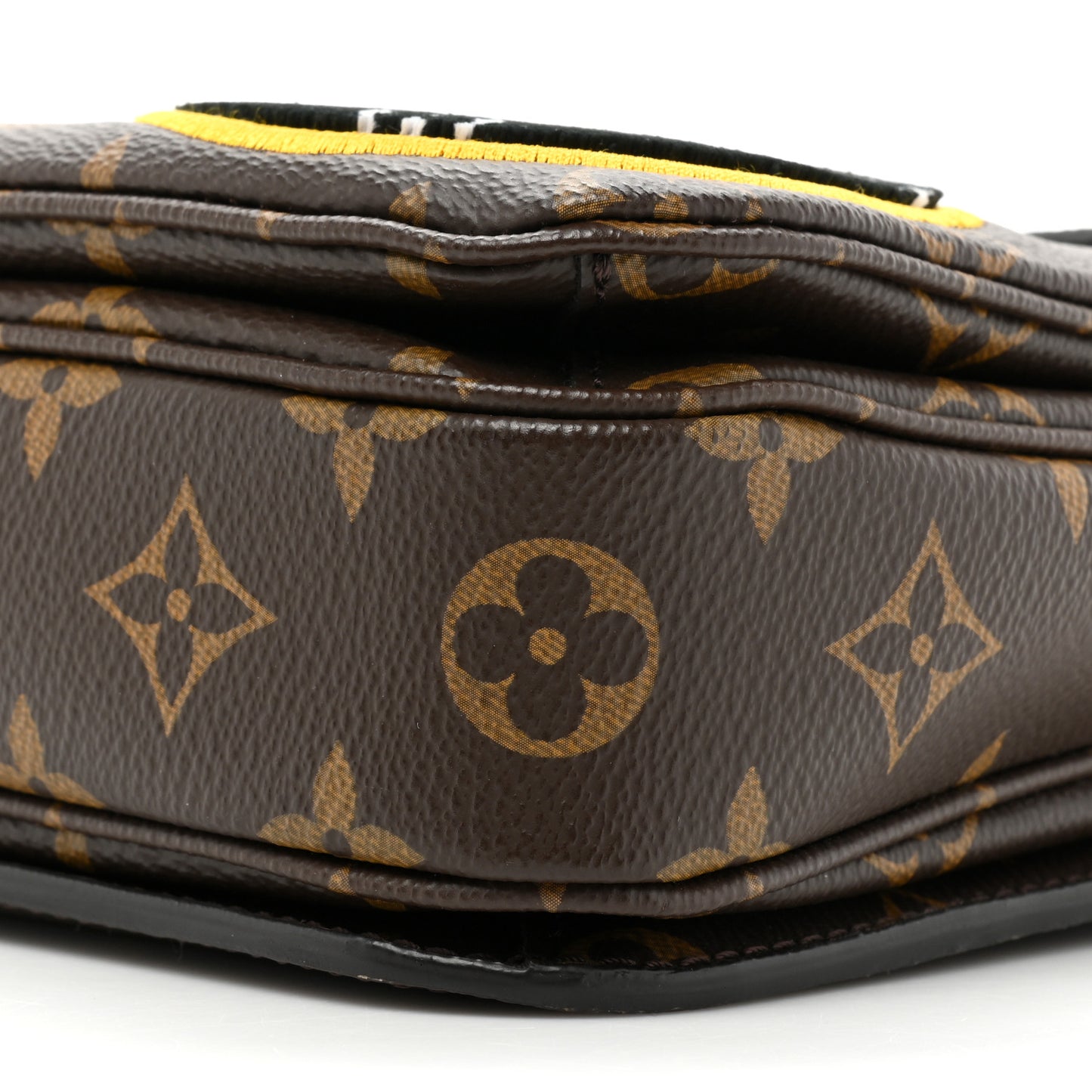 Monogram Patches Pochette Metis