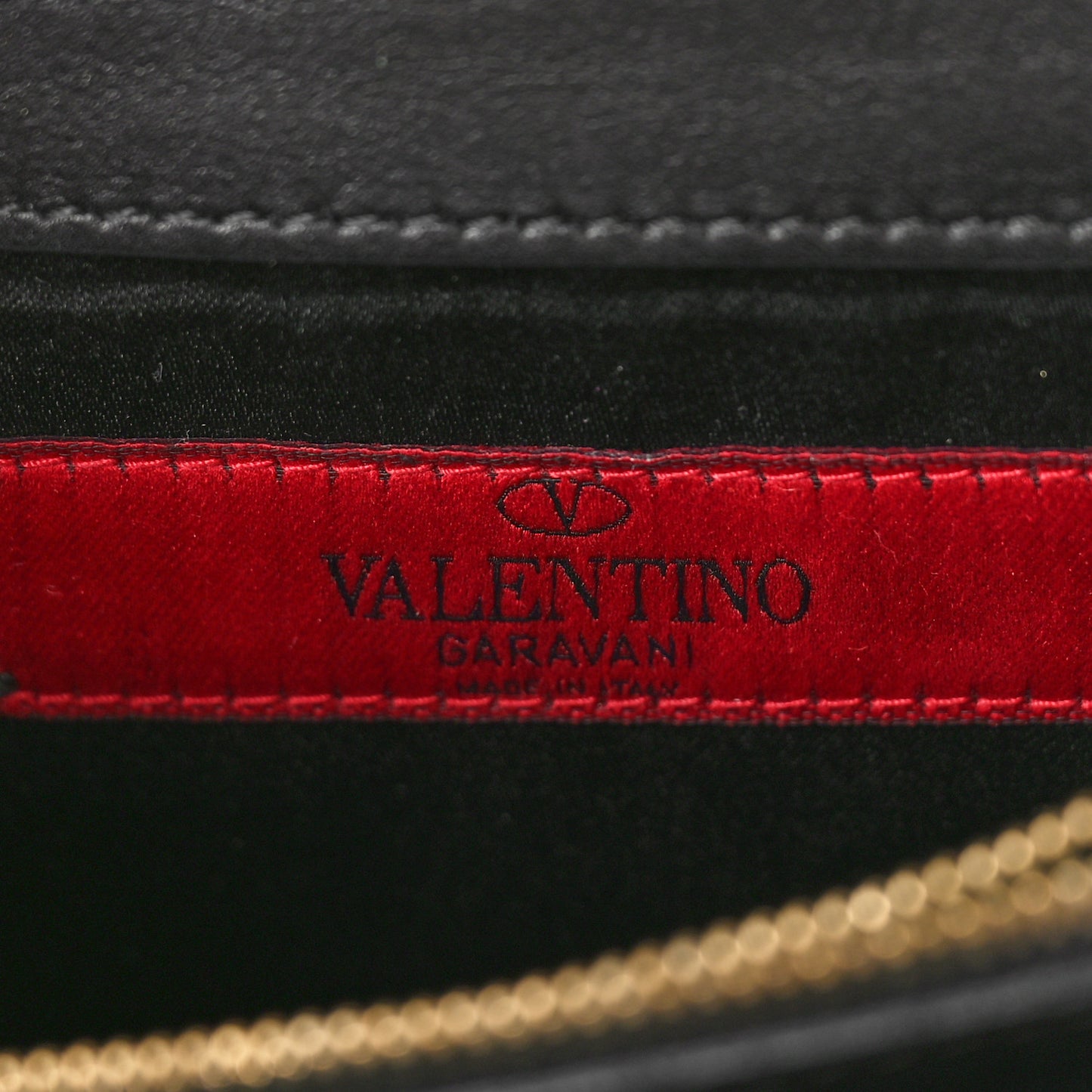 Vitello Rockstud Flap Wallet On Chain Black
